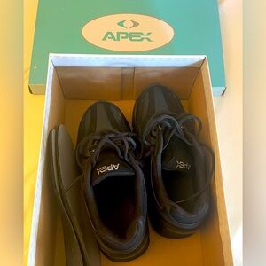 Apex Men’s Black Sneakers Size 8 X-Wide.